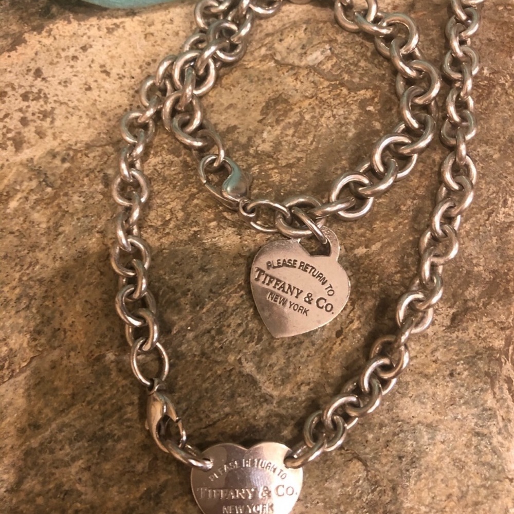 Tiffany & Co. - Picture 2 of 8